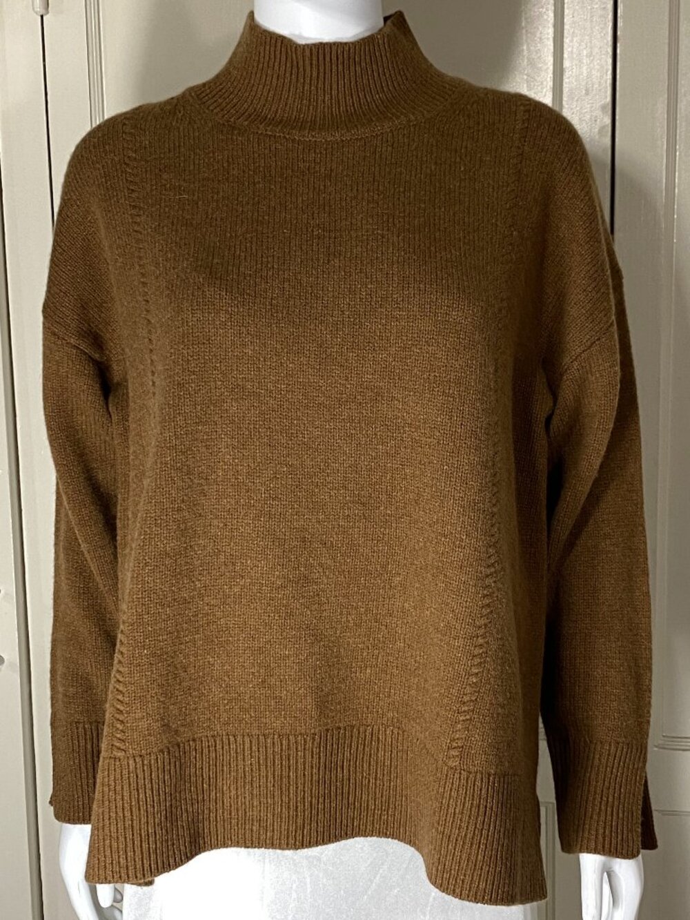 GANT Detail Mock Turtleneck 90% Wool 10% Cashmere Chocolate Brown L NWT ($235)